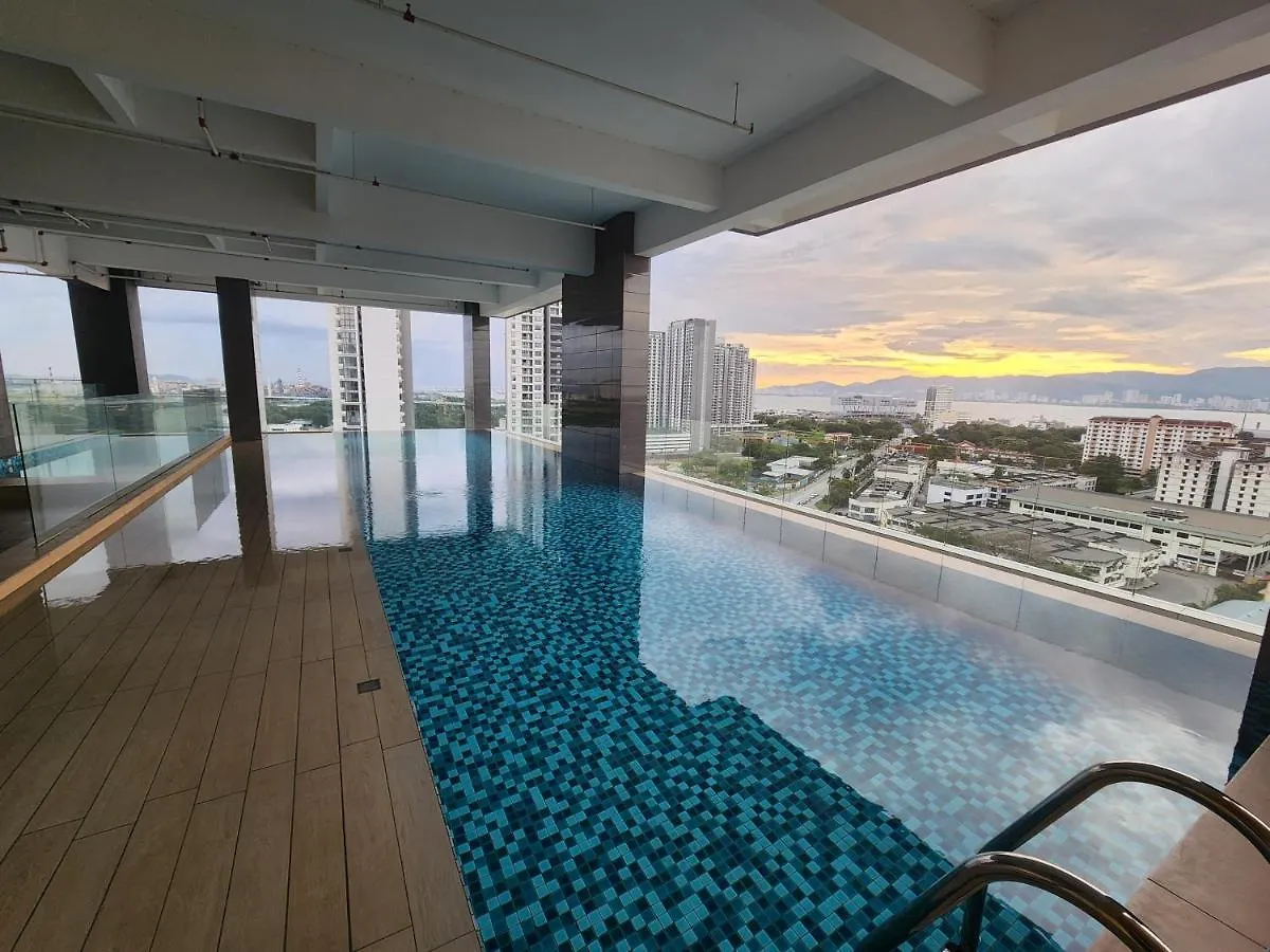 Praicon Executive Suite Butterworth Apartment